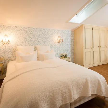 Bio Design Boutique St Georg 3* 바트비제