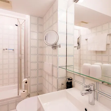 Bio Design Boutique St Georg Hotel 3*